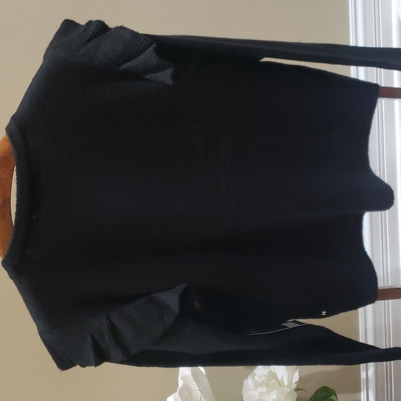 Nwt XL and large Karl lagerfeld sweater black with ringstone - Picture 8 of 12